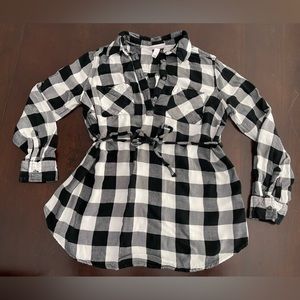 Liz Lange Maternity Top, size S